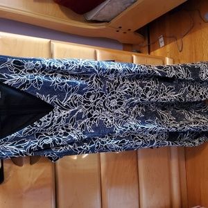 Lace v neck dress